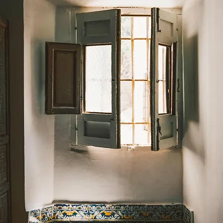 Historic Riad Alhambra Townhouse